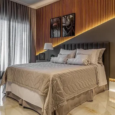 Opera Loft Apartment *